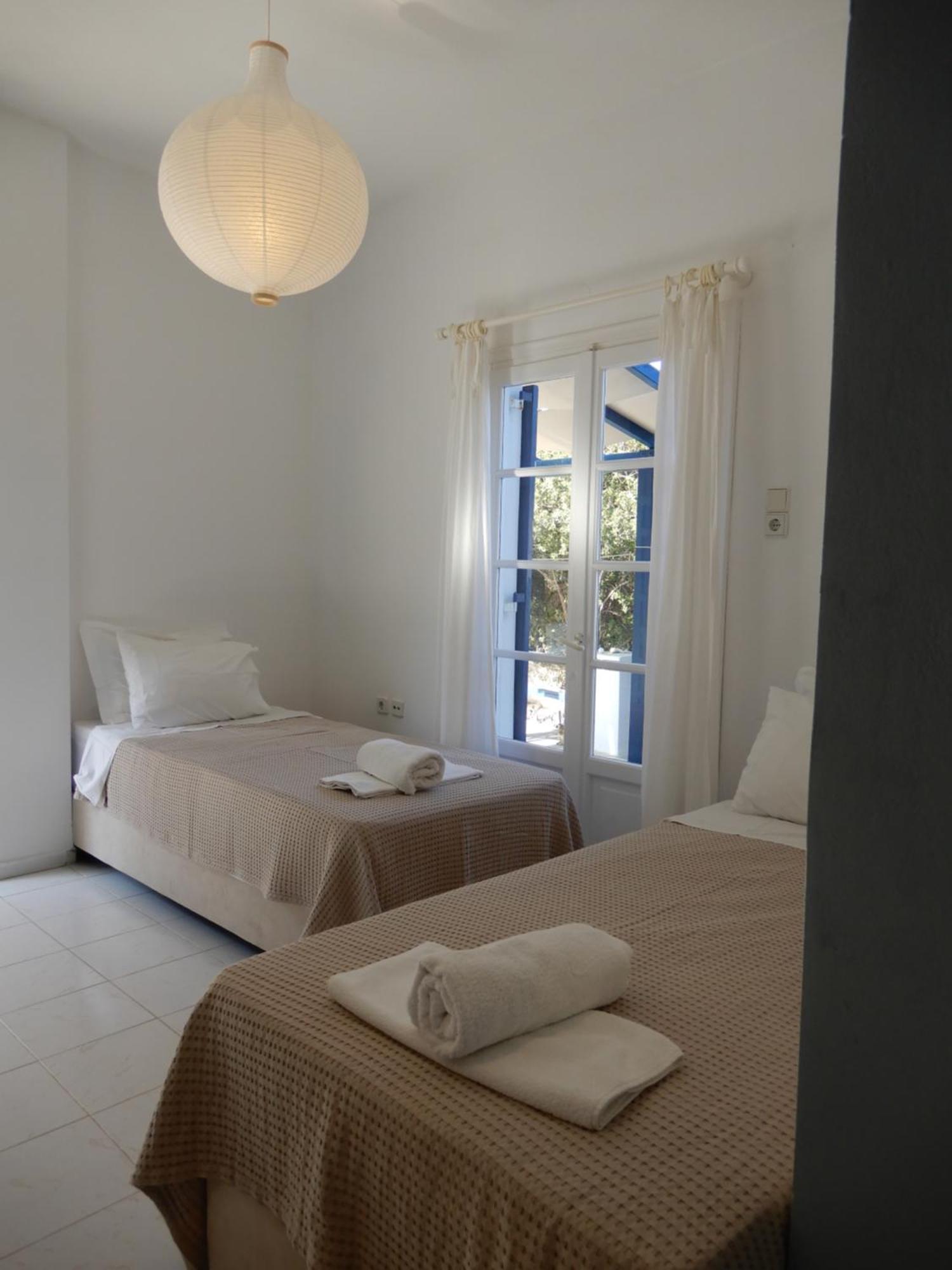 Appartement Glarontas à Galissas Extérieur photo