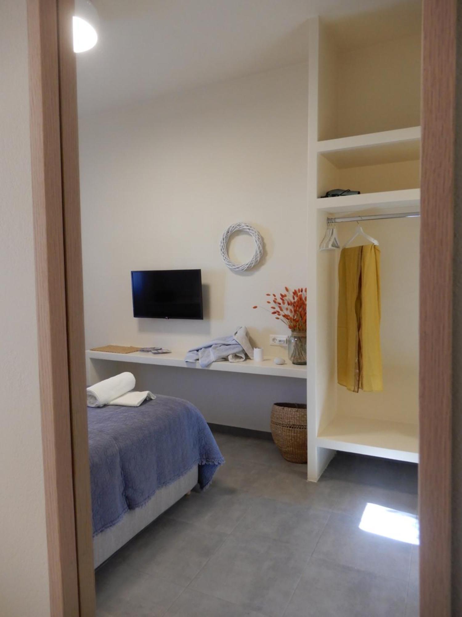 Appartement Glarontas à Galissas Extérieur photo