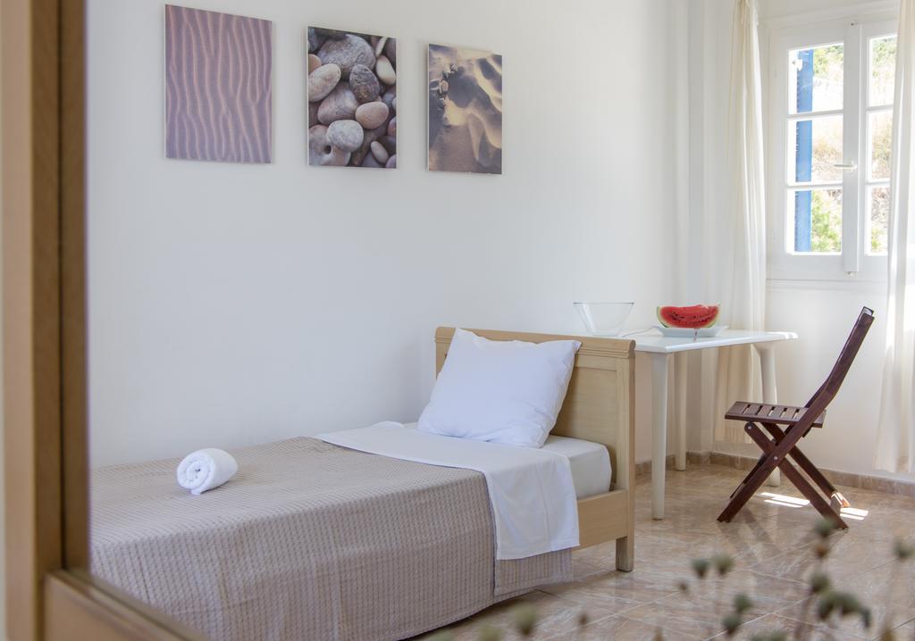 Appartement Glarontas à Galissas Extérieur photo
