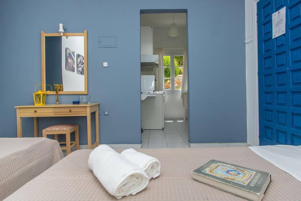 Appartement Glarontas à Galissas Extérieur photo